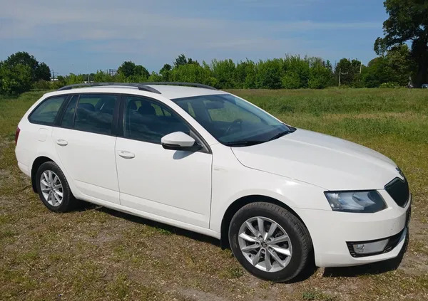 Skoda Octavia cena 23900 przebieg: 298000, rok produkcji 2014 z Poznań małe 121